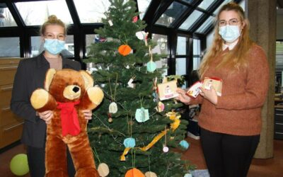 Volksbank Denklingen unterstützt die Aktion Weihnachtswunschbaum von Wir helfen vor Ort