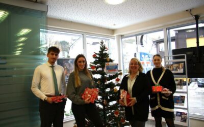 Volksbank in Eckenhagen erfüllt Weihnachtswünsche